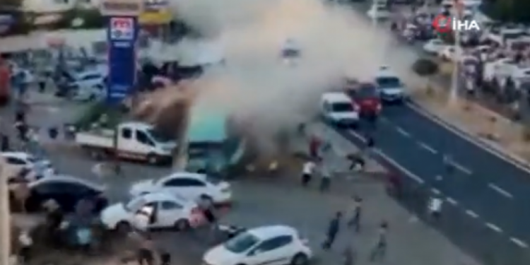 'Mardin'de kazaya neden olan TIR Cengiz Holding'e ait' iddiası