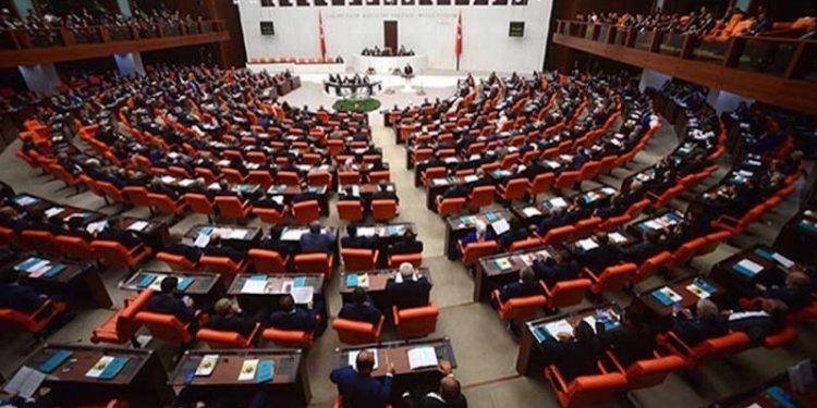 Meclis'teki dokunulmazlık dosyası 1691'e ulaştı: Dosyaların 1231'i HDP'lilere ait