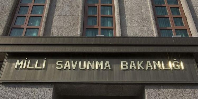 Milli Savunma Bakanlığı, silah kazasında yaralanan askerin şehit olduğunu açıkladı