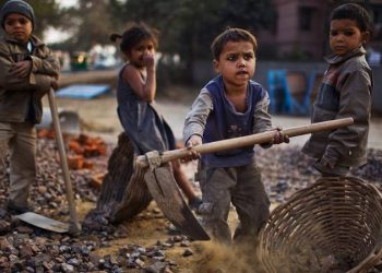 Modern dünyanın "köleleri"; 5-17 yaş aralığında 160 milyondan fazla çocuk işçi bulunuyor