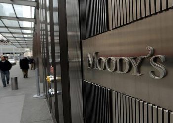 Moody’s, Türkiye’nin kredi notunu düşürdü