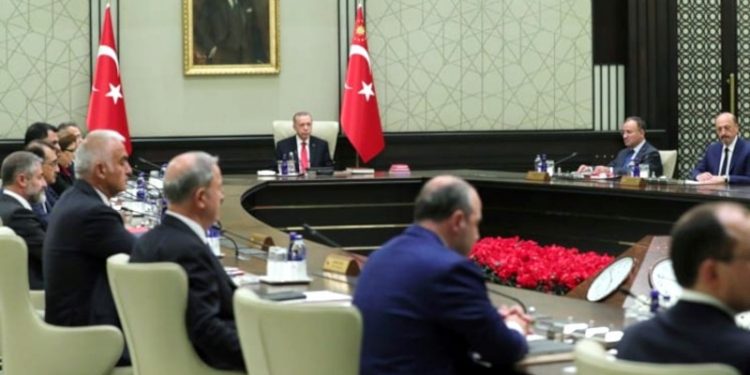 Murat Yetkin: Ankara’da tuhaf gelişmeler ve kaygı uyandıran bir gidiş var