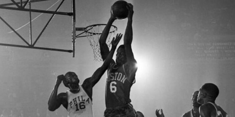 NBA, 6 numaralı formayı emekli etti