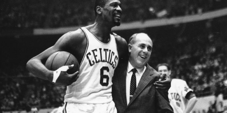 NBA, Bill Russell'ın giydiği 6 numarayı lig genelinde emekli etti