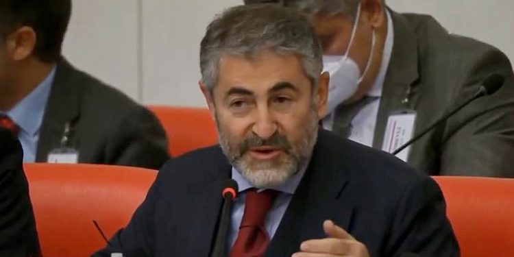 Nureddin Nebati: Motorin 22 liraya indi ama manşetlerde yok!