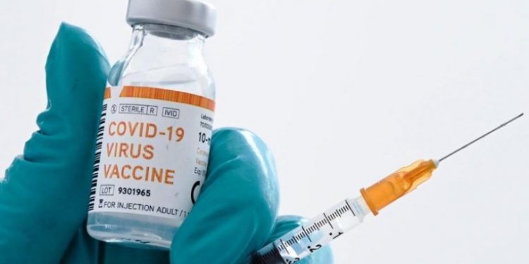 Omicron aşısı için tarih verildi