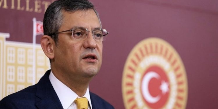 Özel'den Erdoğan'a 'aynı gemideyiz' yanıtı: Batan sizin saltanat geminiz