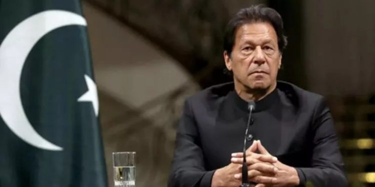 Pakistan'ın eski başbakanı İmran Han'a terörizm soruşturması