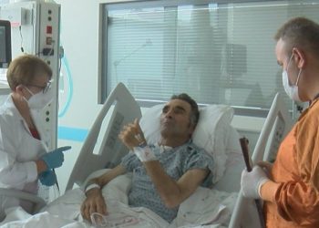 Paslı bıçakla elini kesen inşaat işçisi tetanosa yakalandı, ölümden döndü: 'Yaşaması mucize'