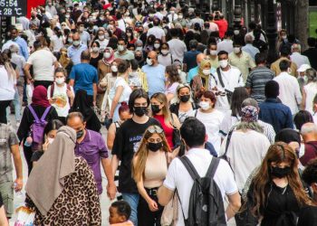 Prof. Dr. Ceyhan: Gerçek vaka sayısı bakanlığın açıkladığının 30-40 katı; her gün yüz binlerce yeni hasta var