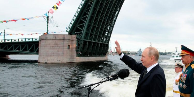 Putin’in yeni deniz doktrini neleri hedefliyor?