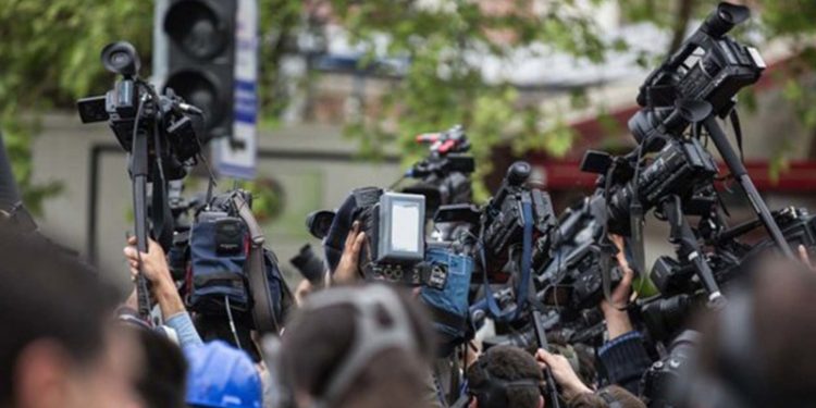 Reuters muhabirleri sendikal hakları için iş bırakıyor