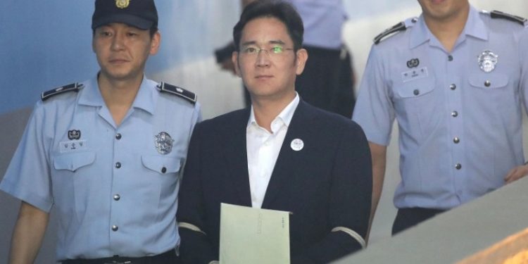 Rüşvetten hüküm giymişti: Samsung'un veliahtı Lee affedildi