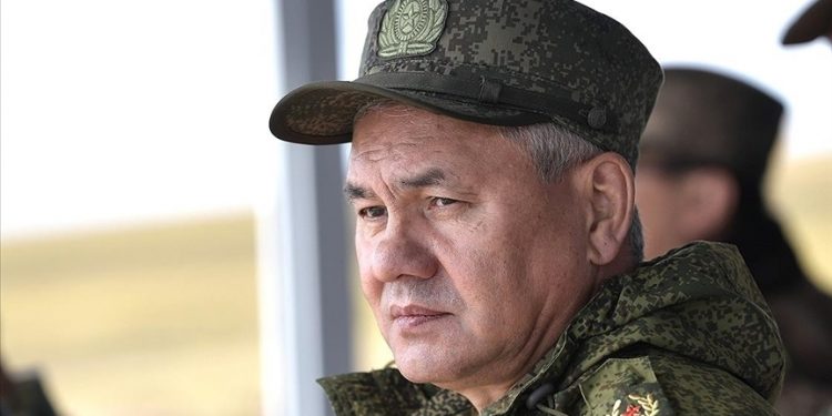 Rusya: Ukrayna'da ABD yapımı 6 HIMARS topçu roket sistemi imha edildi