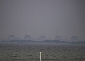 Rusya, Ukrayna'nın Zaporijya kentinde helikopterlerin onarıldığı fabrika tesislerini vurduğunu duyurdu