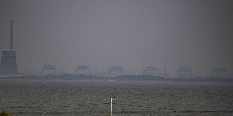 Rusya: Ukrayna'nın Zaporijya kentinde helikopterlerin onarıldığı fabrika tesislerini vurduk