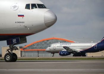 Rusya'da Batı yaptırımları nedeniyle yedek parça için uçaklar sökülüyor