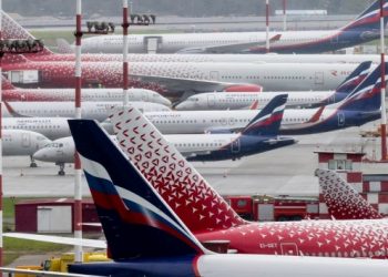 Rusya'da yedek par&ccedil;a i&ccedil;in u&ccedil;aklar s&ouml;k&uuml;l&uuml;yor