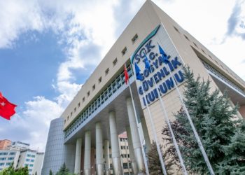 SGK&rsquo;deki 1 milyar liralık yolsuzluk Meclis g&uuml;ndeminde