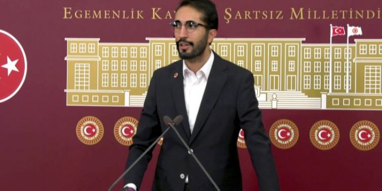Saadet Partisi: İsrail'e büyükelçi atamak, gaflet değil bir ihanet vesikasıdır