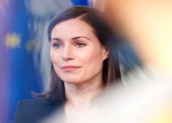 Sanna Marin başbakanlık makamını mı zayıflatıyor, orta yaşlı erkek politikacıları mı?