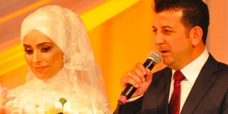 Sedat Peker’den AKP’li vekilin boşanma davası açtığı Ban’a: Hayatını kurtarmak için yapıyorum