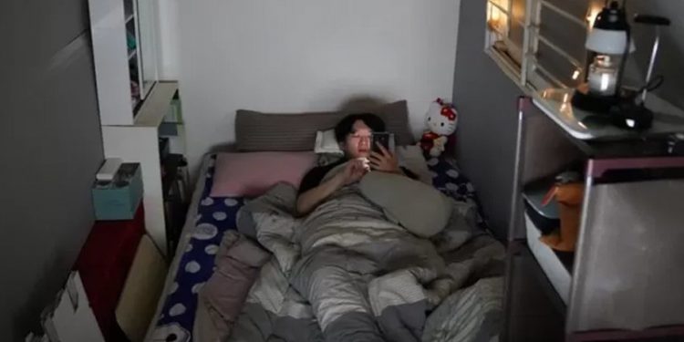 Seul'de Parazit filminde görülen bodrumlarda nasıl bir hayat yaşanıyor?