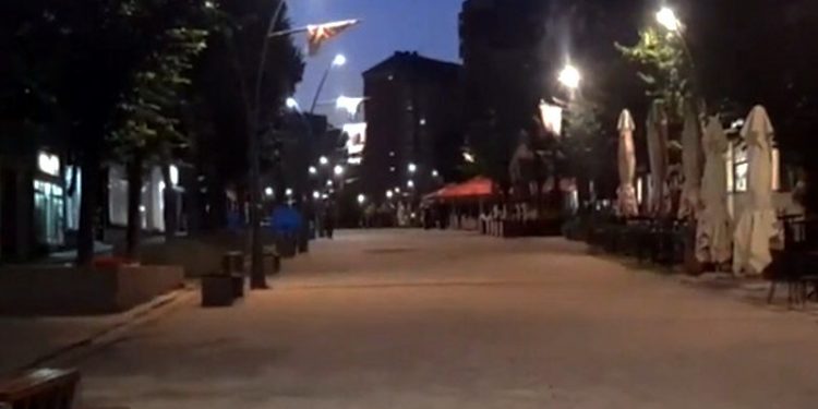 Sırbistan ile Kosova arasında gerginlik: Mitroviça’da siren sesleri