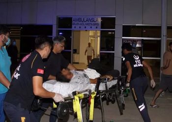 Sokak düğününde kavga çıktı, polis müdahale etti: 2'si ağır 11 yaralı, 10 gözaltı