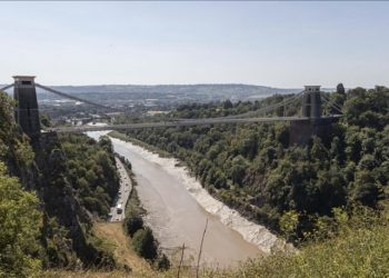 Son 50 yılın en kurak yazı: İngiltere'nin büyük nehirleri birer birer kuruyor