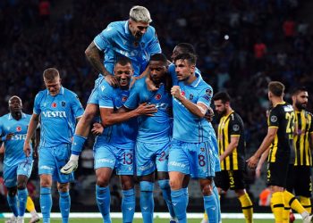 Son şampiyon galibiyetle başladı!