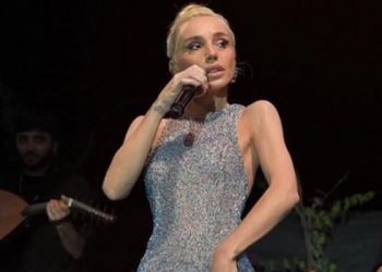 Sosyal medya Gülşen için ayakta: ‘Özgürlüklerimizden vazgeçmeyeceğiz!’