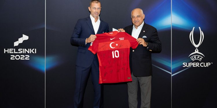 TFF Başkanı Büyükekşi, UEFA Başkanı Ceferin ile bir araya geldi