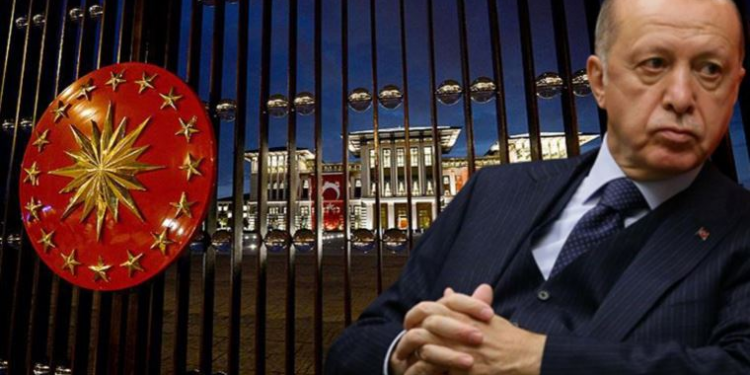 TMMOB başkanına verilen ‘Başkanlığa Hayır’ cezasına AYM’den iptal