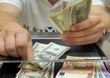 TOBB üyelerinden Şahap Kavcıoğlu’na ‘ihracat gelirini bozdurma’ tepkisi: 'Niye bizi zorluyorsunuz?'