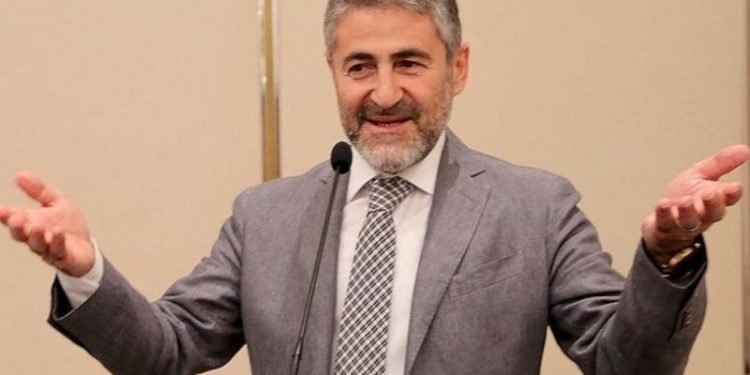 TÜİK ve bakanlıklar susunca ölüm istatistikleri sorusuna Nebati yanıt verdi: 'Veri henüz toplanamadı'