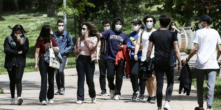 TÜİK'e göre işsizlik ikinci çeyrekte düştü