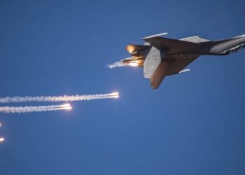 Tayvan: Çin'e ait 36 savaş uçağı ve 10 gemi Ada çevresinde görüldü