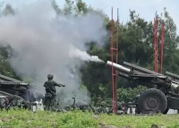 Tayvan Hong Kong modelini reddedip tatbikatlara başlayınca Pekin geniş özerklik teklifini geri çekti