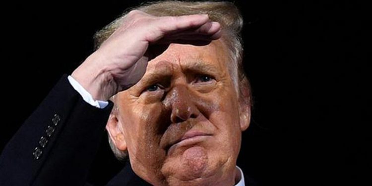 Trump: FBI, evime yaptığı baskında 3 pasaportumu çaldı