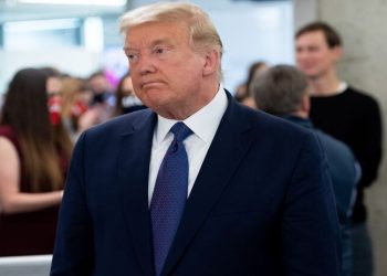 Trump’ın Florida’daki evinden 700 sayfalık ‘gizli belge’ çıkmış