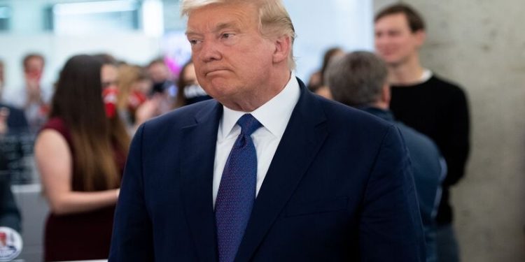 Trump’ın Florida’daki evinden 700 sayfalık ‘gizli belge’ çıkmış