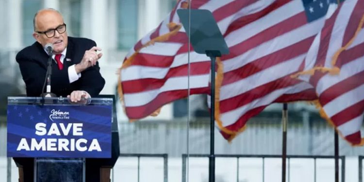 Trump'ın eski avukatı Giuliani’ye 'seçim sonuçlarına müdahale' soruşturması