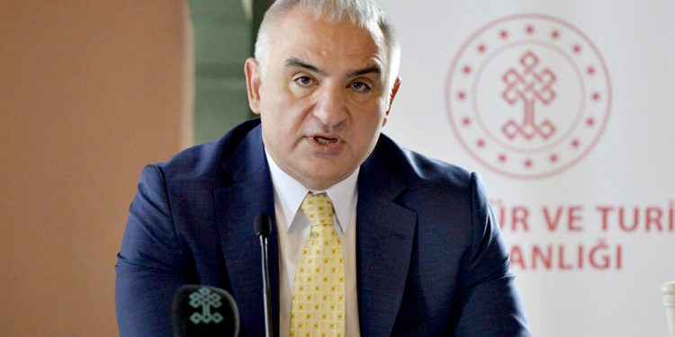 Turizm Bakanı Ersoy’un 5 yıldızlı otel projesine büyük teşvik