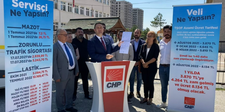 'Türkiye tarihinde ilk kez oldu' diyen CHP'li Akdoğan: 1 yılda 3 bin 870 TL servis ücreti 8 bin 134 TL olmuş olacak