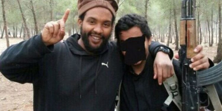 Türkiye'den sınır dışı edilen ve IŞİD üyeliğiyle suçlanan Davis İngiltere'de gözaltına alındı