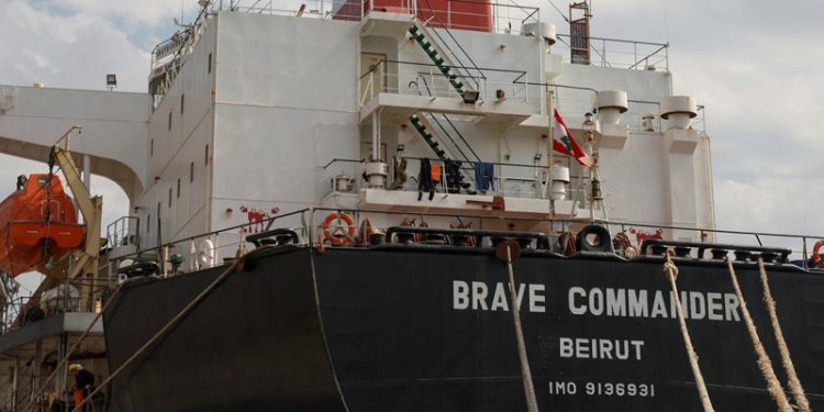 Ukrayna'dan Afrika'ya tahıl götüren ilk gemi yola çıktı