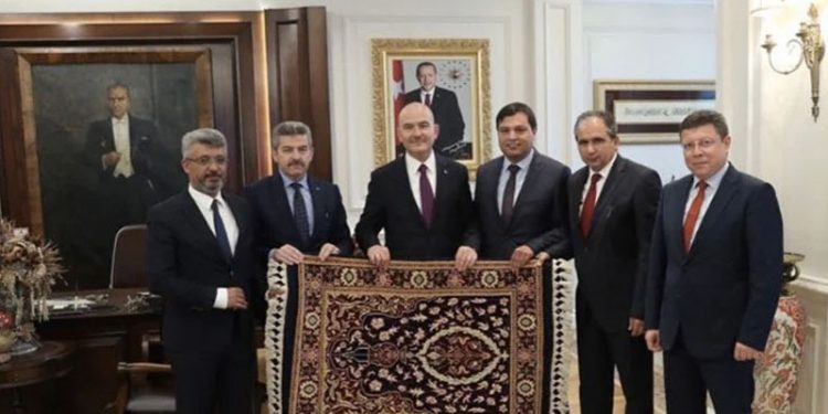 Valiler, AKP'li yöneticilerle birlikte bakanları ziyaret etti: ‘Devlette partizanlık kabul edilemez’