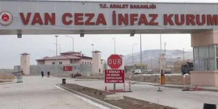 Van Cezaevi’nde tutuklular açlık grevine başladı