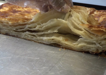 'Vatandaş ucuz olsun diye boş börek soruyor, biz de çıkarmaya başladık'